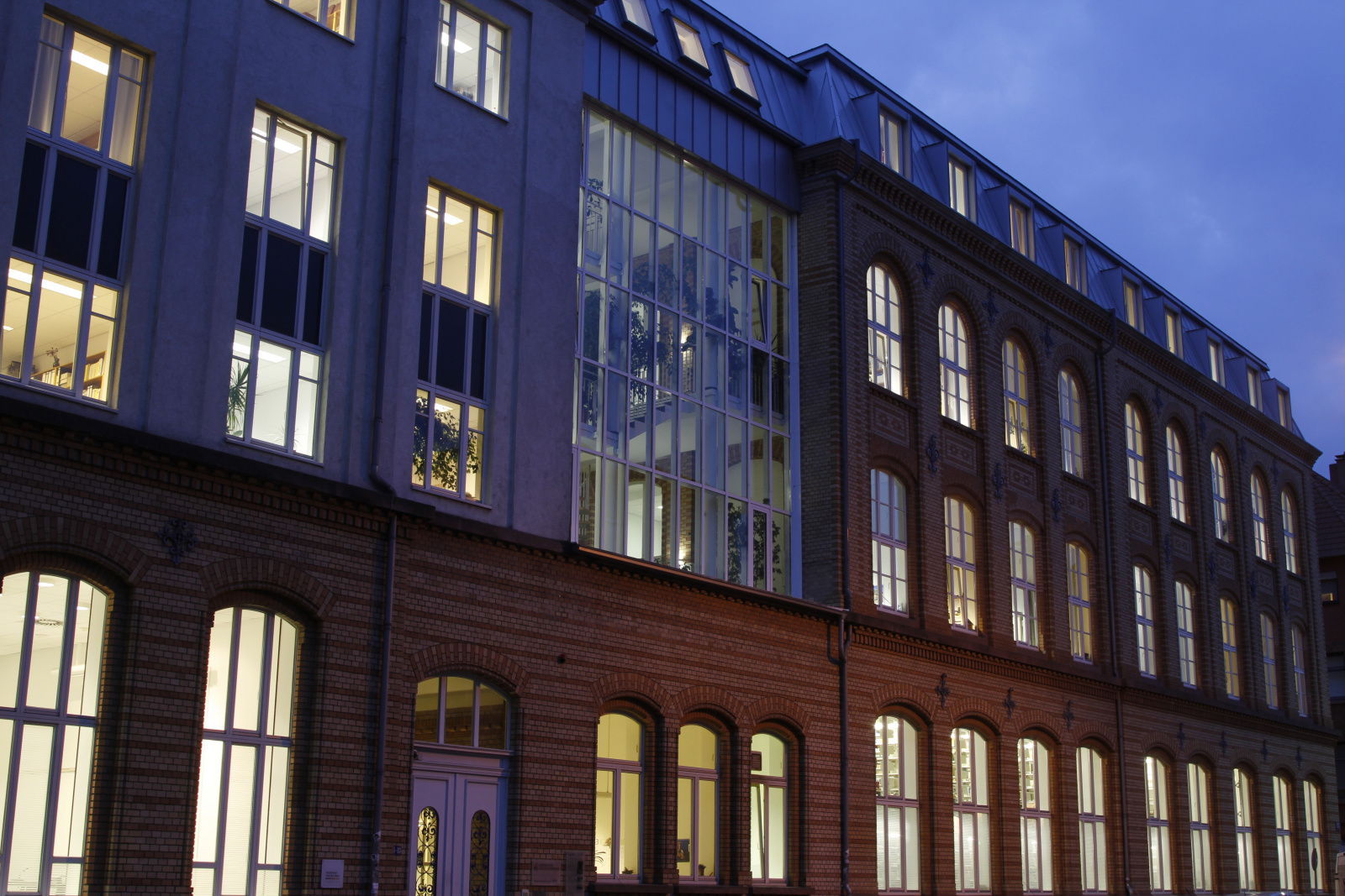 Leibniz-Institut für Deutsche Sprache Leibniz-Institut für Deutsche Sprache
