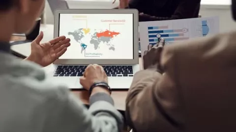 Internationale Plattform